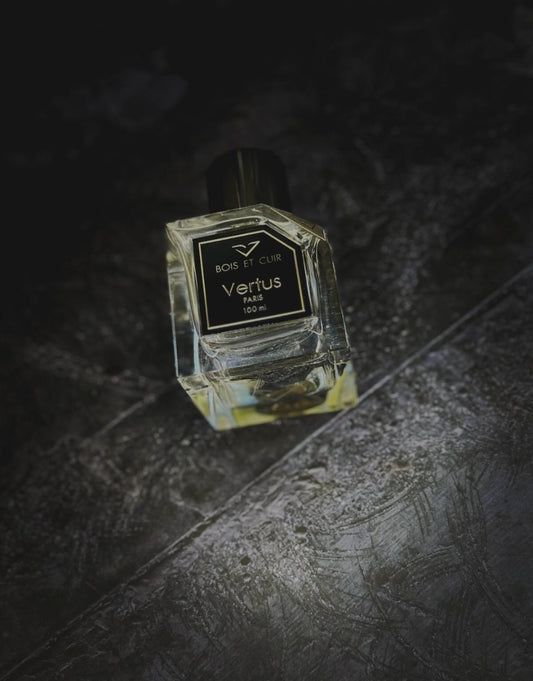 Vertus Paris - Bois et cuir